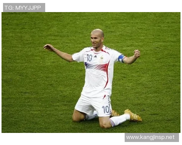 历史上那些让人心动的帅气足球明星们的传奇故事与风采 历史上那些让人心动的帅气足球明星们的传奇故事与风采